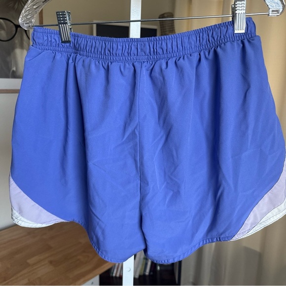 WOMENS OLD NAVY GO DRY SHORTS SIZE L PURPLE ELASTIC WAIST DRAWSTRING - Picture 4 of 7